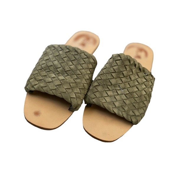 Authentic Mi.Mi Sandals - Picture 3 of 10